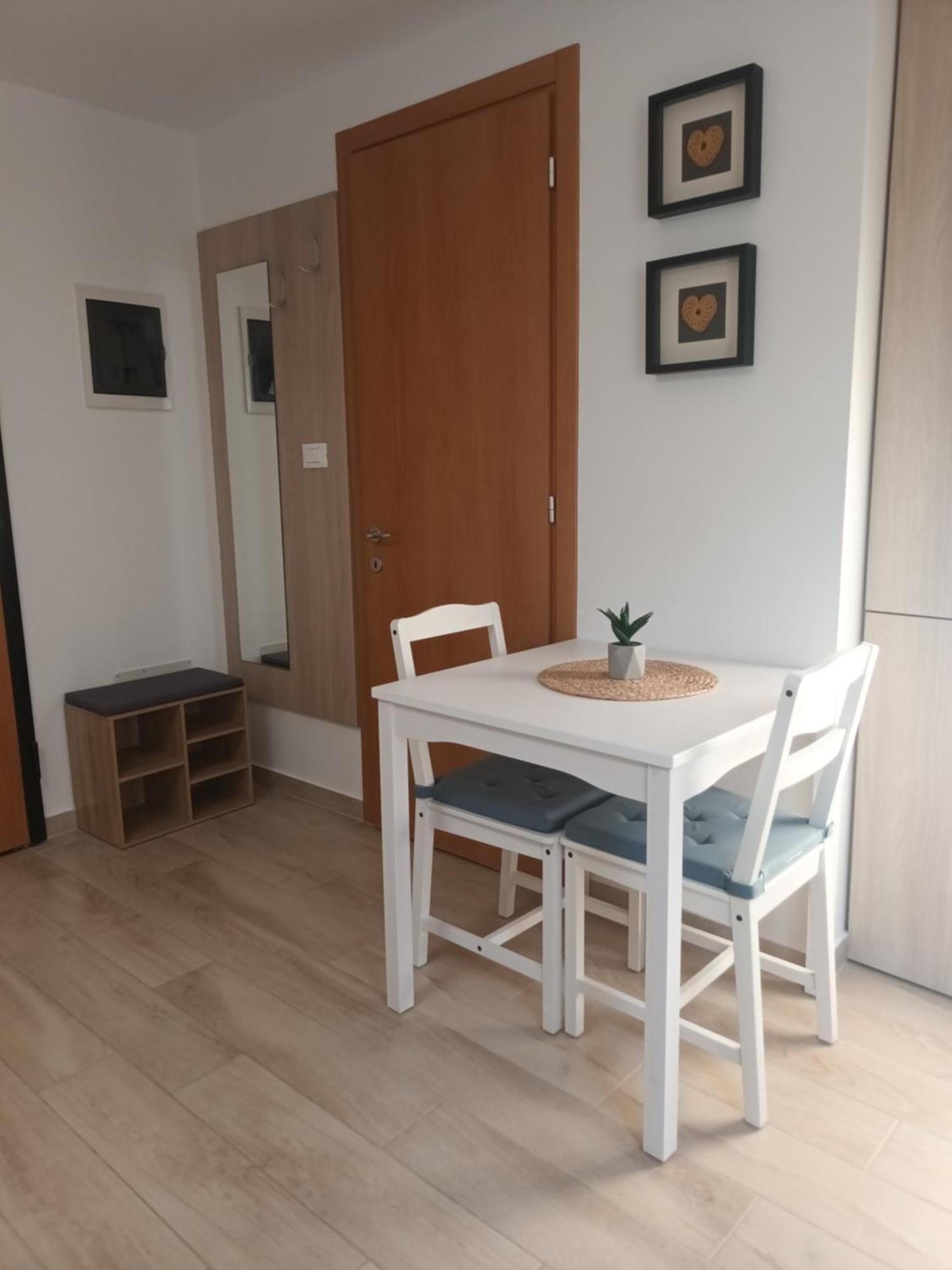 App Hedonist Apartment Novigrad Istria Exterior foto